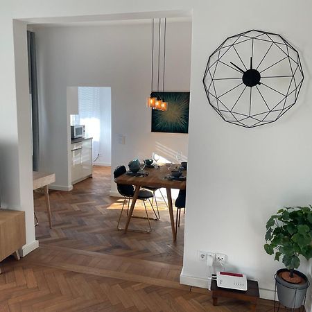 Grosse Wohnung In Westend München Buitenkant foto